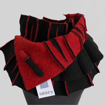 SHAWLKRAAG WOLVILT zwart-rood