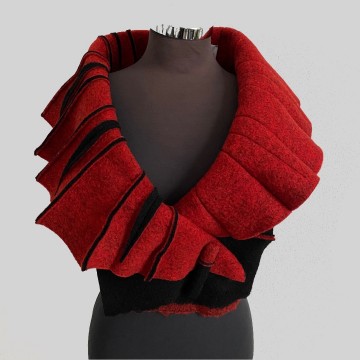 SHAWLKRAAG WOLVILT zwart-rood