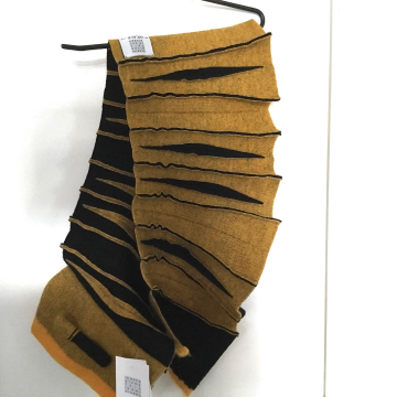 SHAWLKRAAG WOLVILT zwart-oker