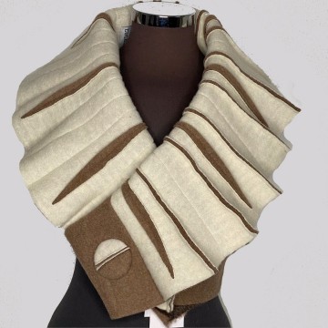 SHAWLKRAAG WOLVILT camel-crème