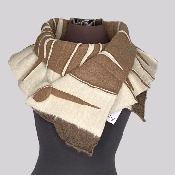 SHAWLKRAAG WOLVILT camel-crème