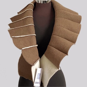 SHAWLKRAAG WOLVILT camel-crème UNI